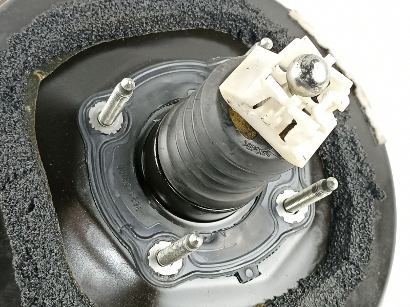 Recambio de servofreno para peugeot 308 1.6hdi 9h05 112cv 6velocidades referencia OEM IAM 9673926280 0204708837 88MD71