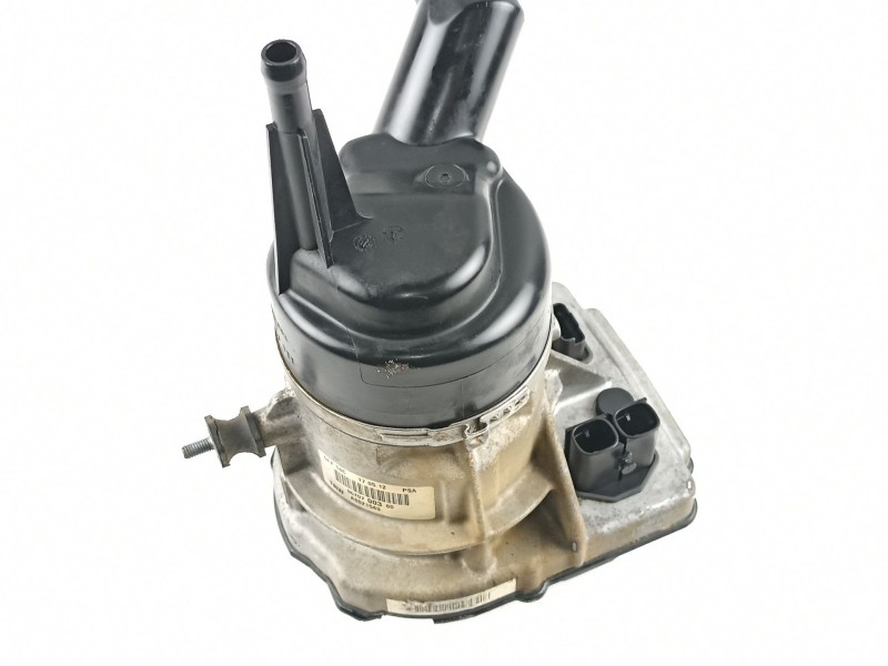 Recambio de bomba direccion para peugeot 308 1.6hdi 9h05 112cv 6velocidades referencia OEM IAM 9670700380 A0021549 