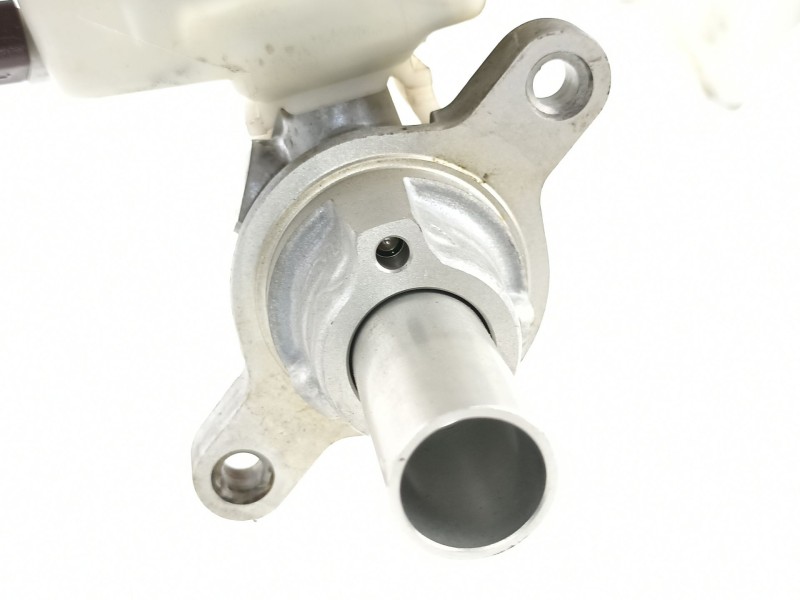 Recambio de bomba de freno para peugeot 308 1.6hdi 9h05 112cv 6velocidades referencia OEM IAM 4601V1 0204051007 