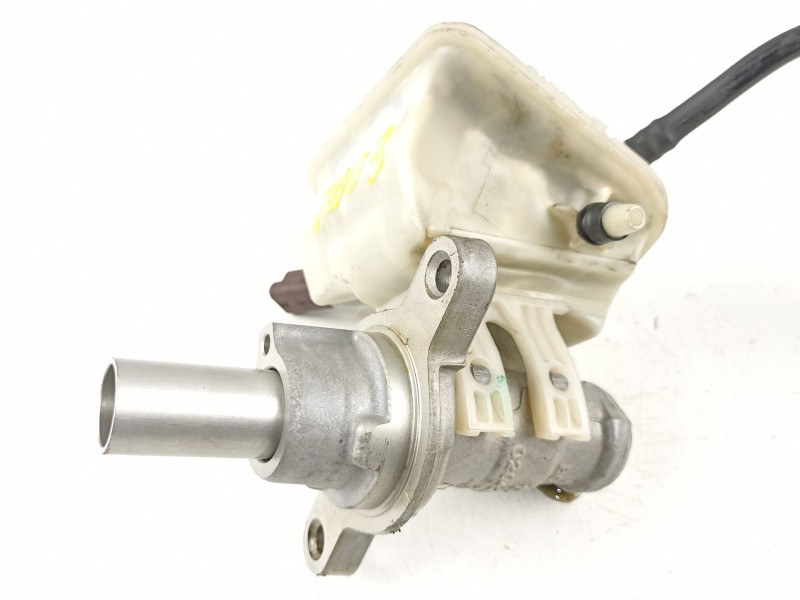 Recambio de bomba de freno para peugeot 308 1.6hdi 9h05 112cv 6velocidades referencia OEM IAM 4601V1 0204051007 