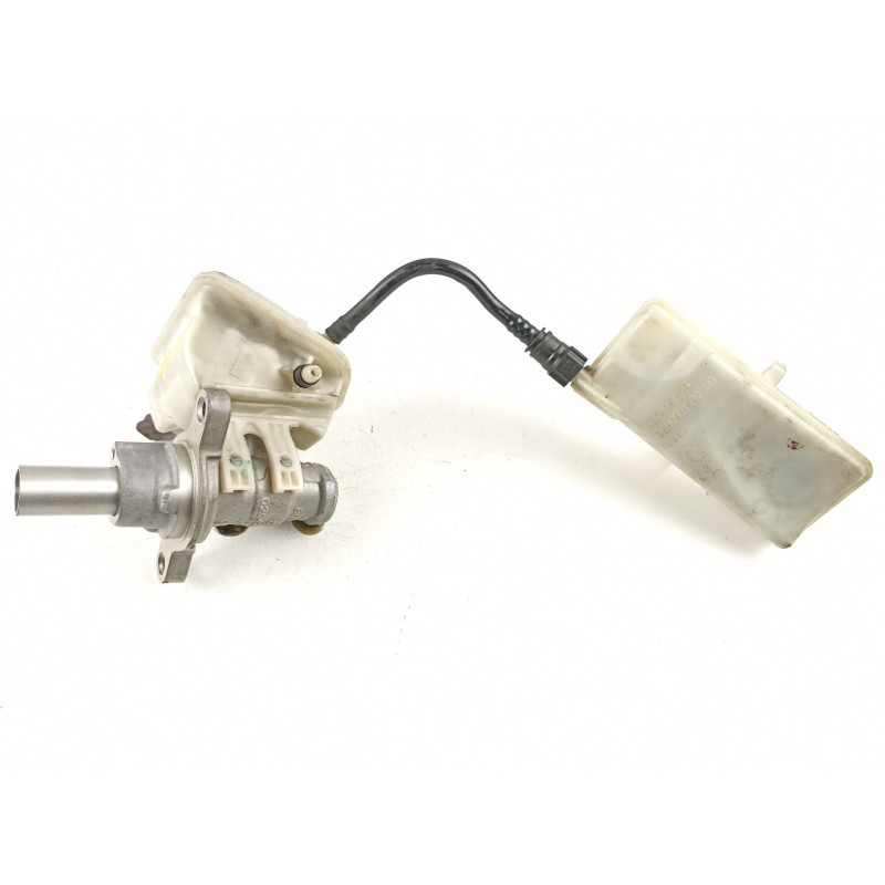 Recambio de bomba de freno para peugeot 308 1.6hdi 9h05 112cv 6velocidades referencia OEM IAM 4601V1 0204051007 