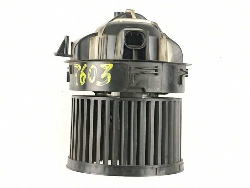 Recambio de motor calefaccion para peugeot 308 1.6hdi 9h05 112cv 6velocidades referencia OEM IAM 6441Z7 T1000588K 