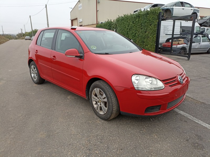 volkswagen golf v berlina (1k1) del año 2003