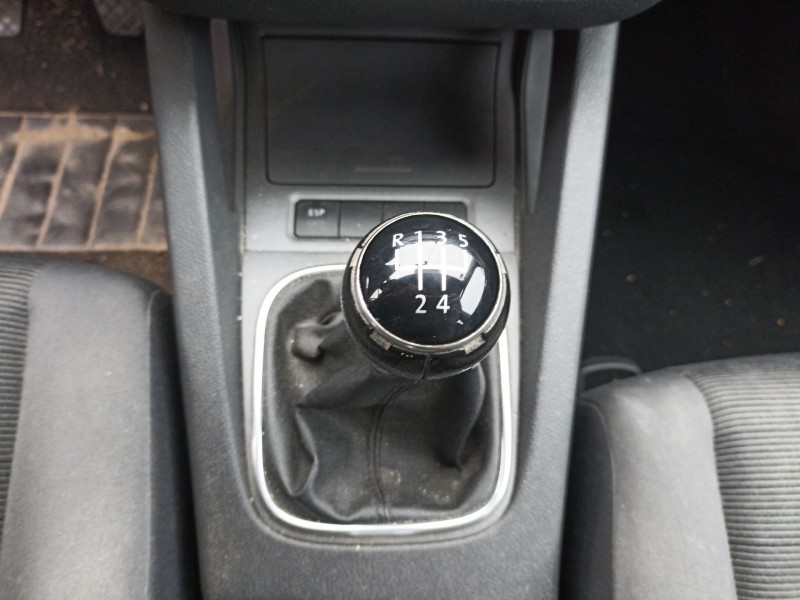 volkswagen golf v berlina (1k1) del año 2003