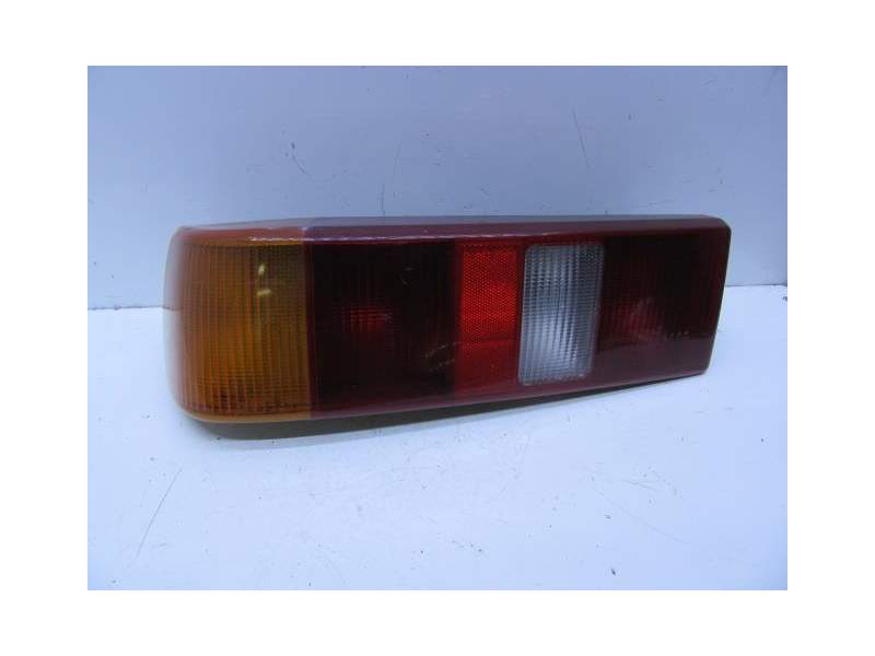Recambio de piloto trasero izquierdo para ford sierra 2.0 g referencia OEM IAM 6151243  
