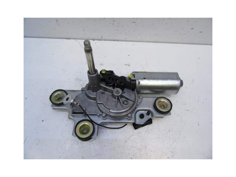 Recambio de motor arranque para renault trafic 1.9 dci referencia OEM IAM 7700116260 7700116260C D7R44