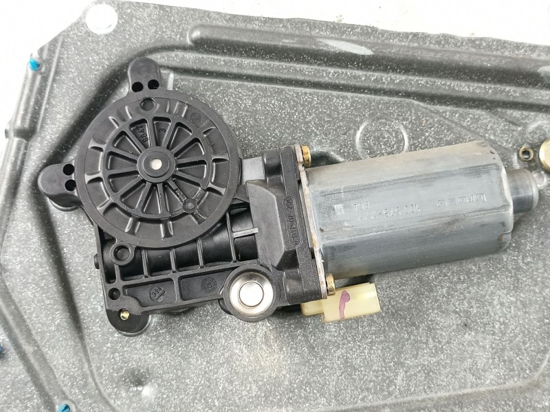 Recambio de elevalunas trasero derecho para volvo s70 2.5 d referencia OEM IAM 9152726 100575864 