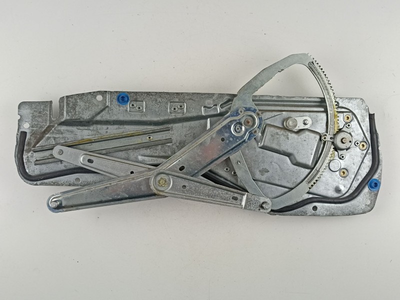 Recambio de elevalunas delantero derecho para volvo s70 2.5 d referencia OEM IAM 9152724 100575864 