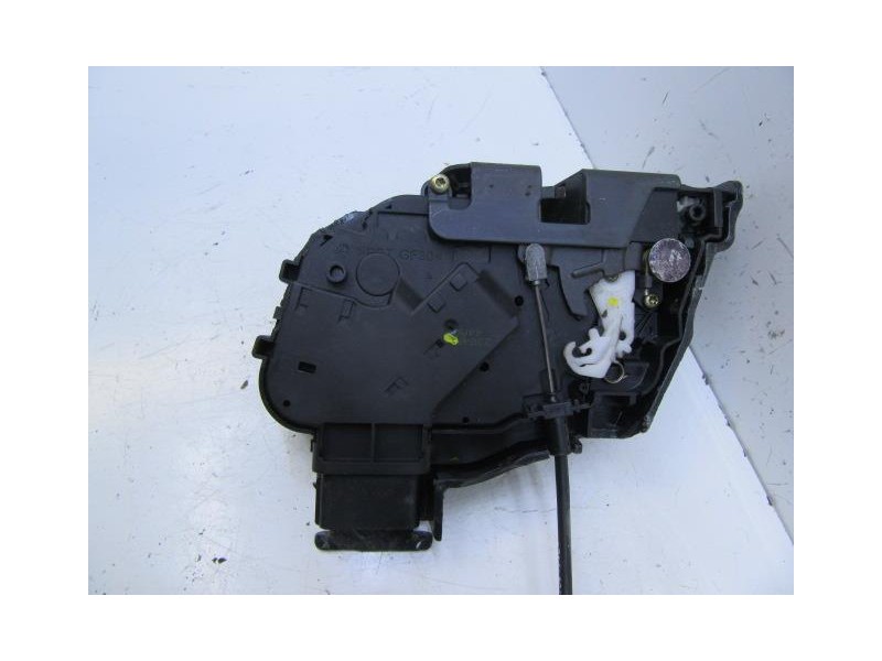 Recambio de cerradura pta. tras. izq. : volvo s40 : 2.0 td (135,96cv) [2005] para volvo s40 2.0 td referencia OEM IAM 30699452  