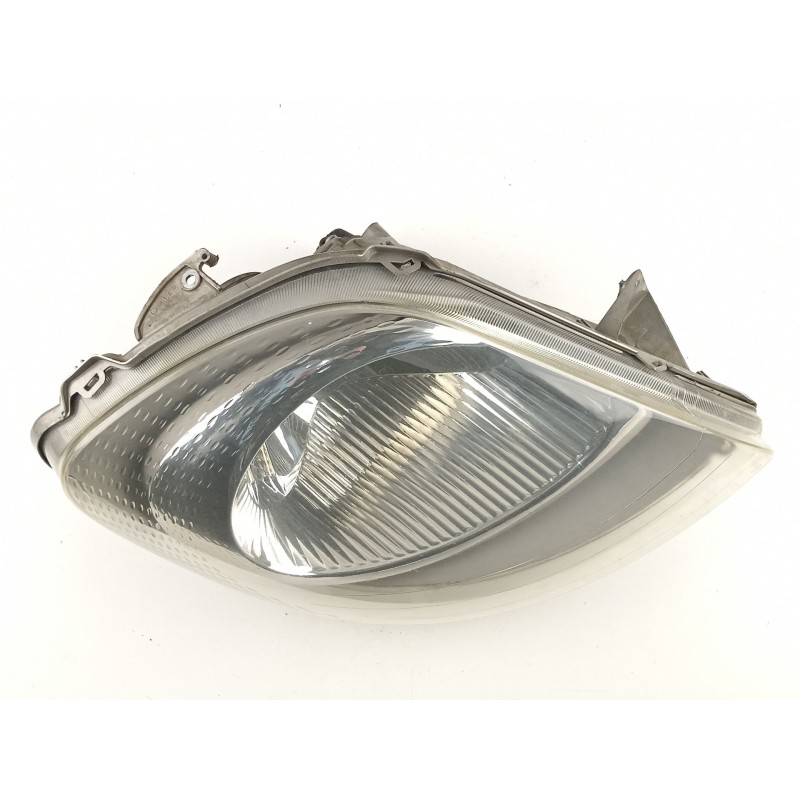 Recambio de faro derecho para renault trafic jl 1.9 dci jlbc referencia OEM IAM 7700311372 91165720 