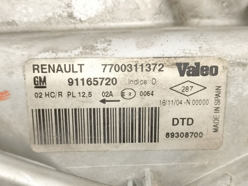Recambio de faro derecho para renault trafic jl 1.9 dci jlbc referencia OEM IAM 7700311372 91165720 