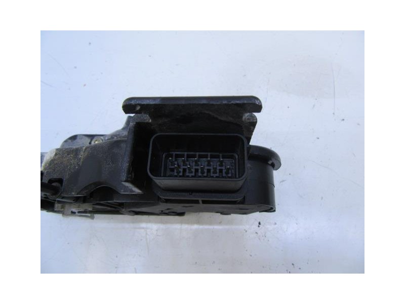 Recambio de cerradura pta. tras. izq. : volvo s40 : 2.0 td (135,96cv) [2005] para volvo s40 2.0 td referencia OEM IAM 30699452  