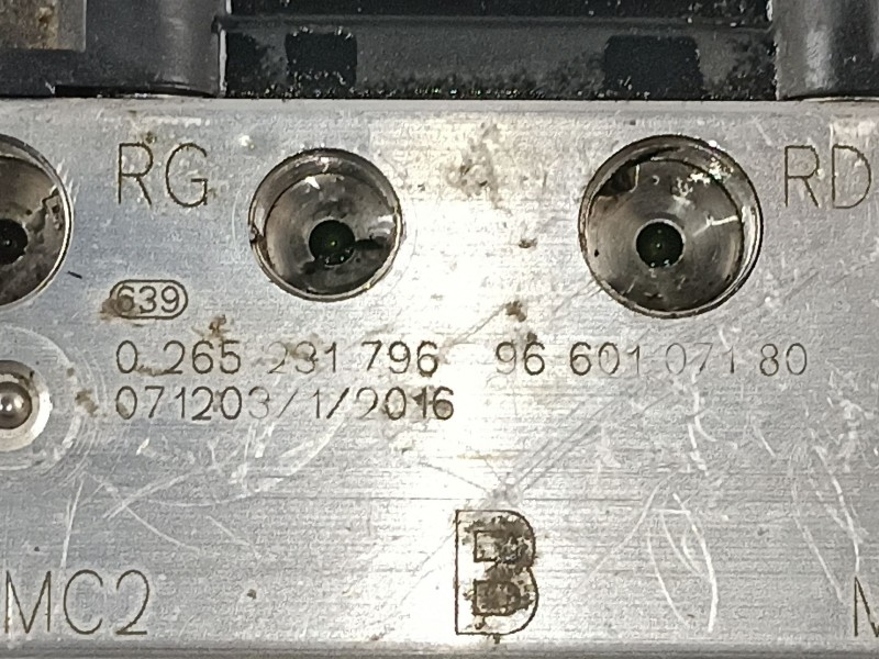 Recambio de abs para peugeot 308 1.6 g-5fw premiumvt 16v referencia OEM IAM 9660107180 0265231796 0265800555