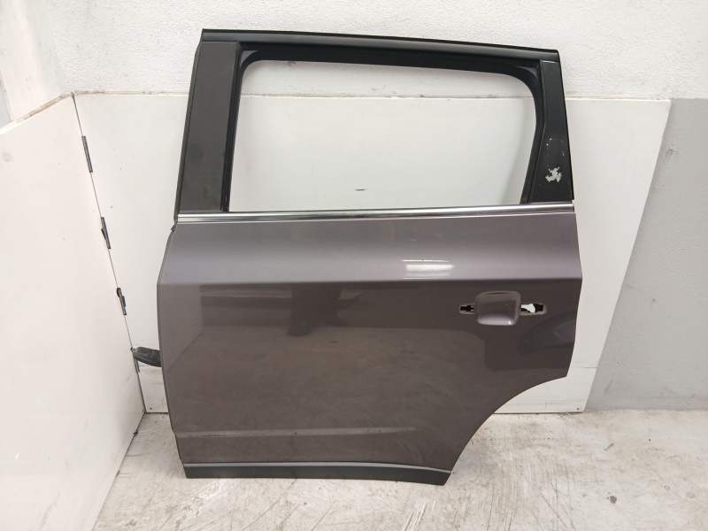 Recambio de puerta trasera izquierda para chevrolet orlando (j309) 2.0 d referencia OEM IAM 95242606  