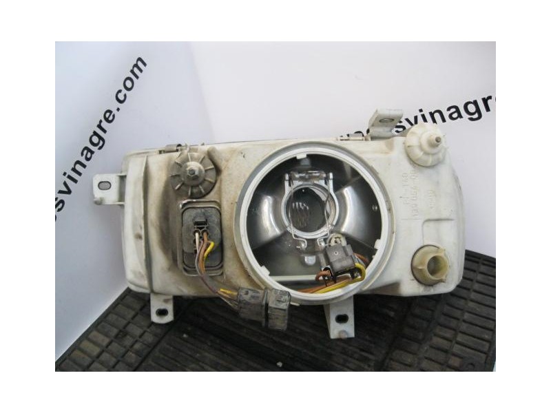 Recambio de faro dcho. : volkswagen vento : 1.8 g-aam (74,8cv) 4p [1992] para volkswagen vento 1.8 g-aam  4p referencia OEM IAM 