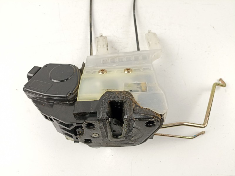 Recambio de cerradura puerta delantera derecha para hyundai tucson (jm) 2.0 crdi referencia OEM IAM 813202E010  