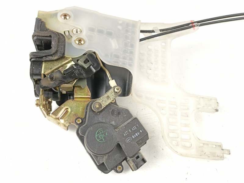 Recambio de cerradura puerta trasera izquierda para hyundai tucson (jm) 2.0 crdi referencia OEM IAM 814102E010  