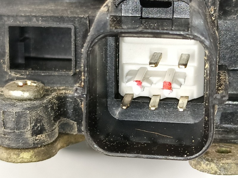 Recambio de cerradura puerta trasera derecha para hyundai tucson (jm) 2.0 crdi referencia OEM IAM 814202E010  