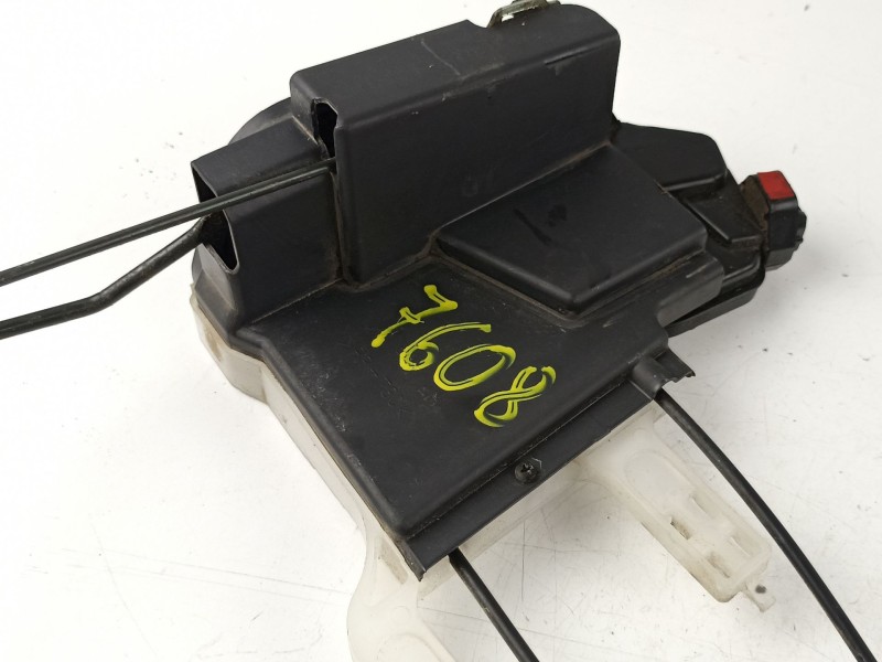 Recambio de cerradura puerta delantera izquierda para hyundai tucson (jm) 2.0 crdi referencia OEM IAM 813102E010  