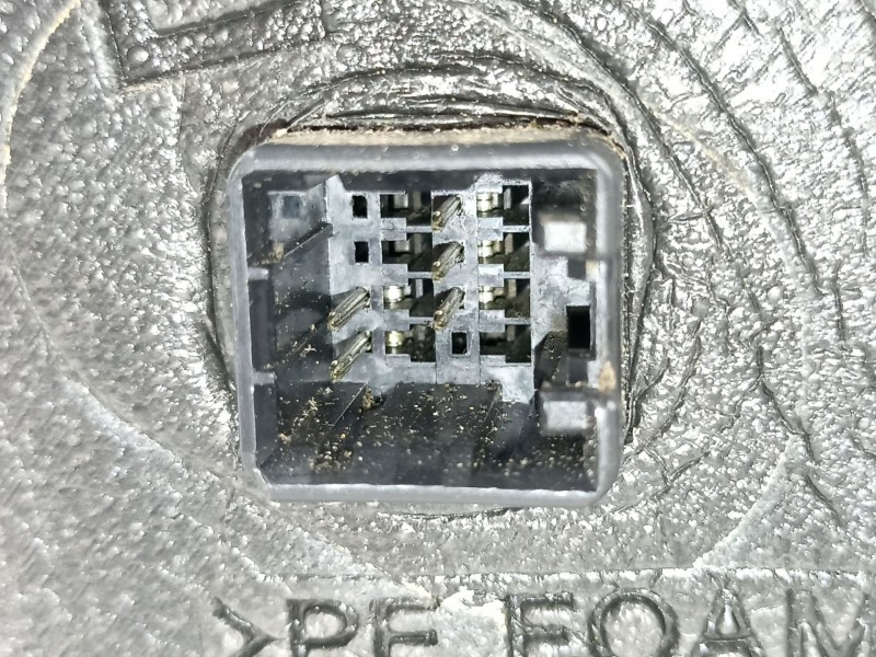 Recambio de retrovisor izquierdo para hyundai tucson (jm) 2.0 crdi referencia OEM IAM 876102E320  