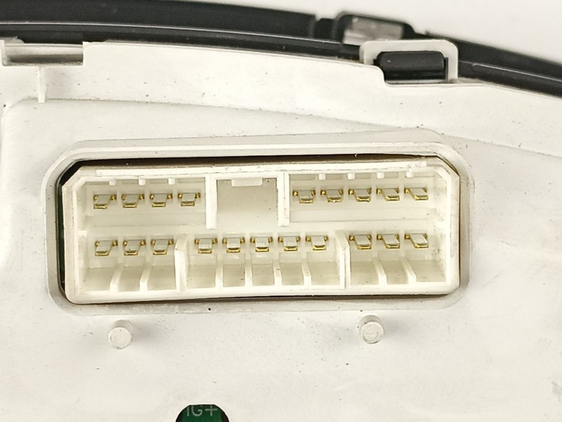 Recambio de cuadro instrumentos para hyundai tucson (jm) 2.0 crdi referencia OEM IAM 940232E420 11001003300H 