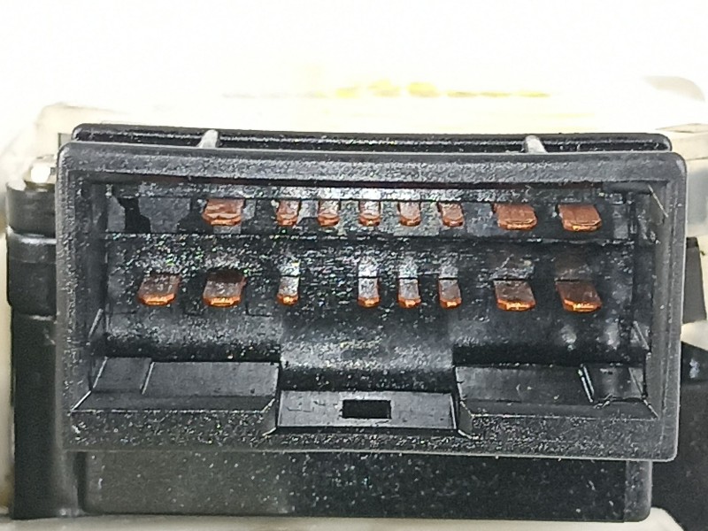 Recambio de mando luces y limpias para hyundai tucson (jm) 2.0 crdi referencia OEM IAM 934502E145 934902E001 202003395