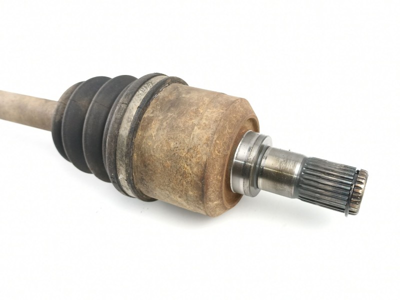 Recambio de transmision trasera izquierda para hyundai tucson (jm) 2.0 crdi referencia OEM IAM 496002E000  