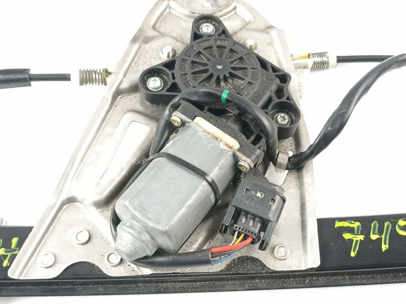 Recambio de elevalunas trasero derecho para mercedes-benz mercedes benz s320 s320 n026 3.2 cdi referencia OEM IAM A2207300446  