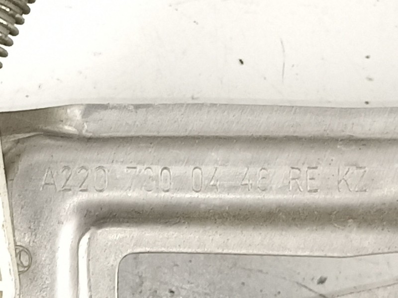 Recambio de elevalunas trasero derecho para mercedes-benz mercedes benz s320 s320 n026 3.2 cdi referencia OEM IAM A2207300446  