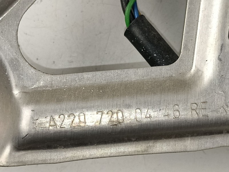Recambio de elevalunas delantero derecho para mercedes-benz mercedes benz s320 s320 n026 3.2 cdi referencia OEM IAM A2207200446 
