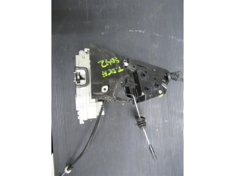 Recambio de cerradura pta. tras. dch. : m. benz a 160 : 2.0 cdi (81,58cv) [2009] para m. benz a 160 2.0 cdi referencia OEM IAM 1