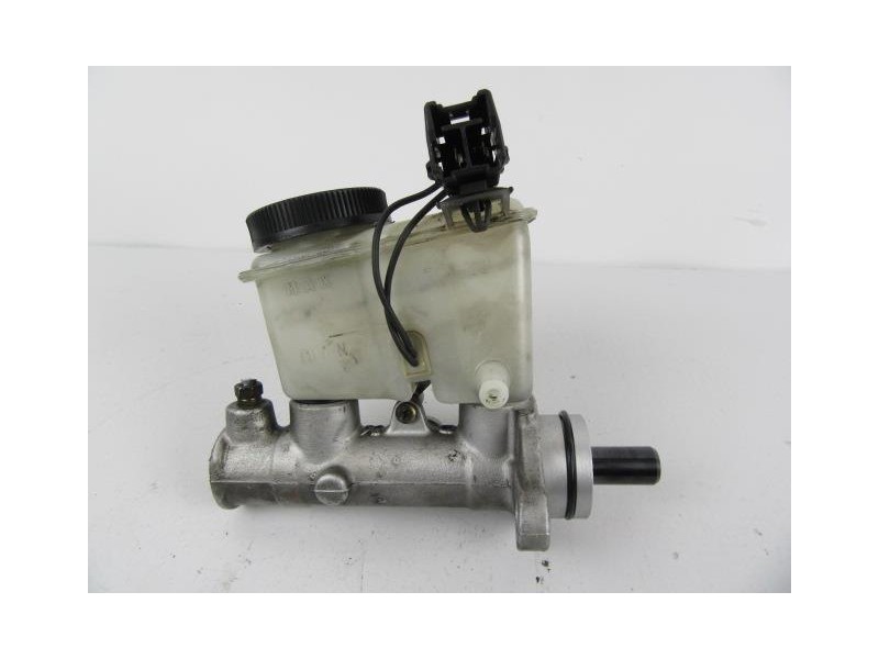 Recambio de bomba de freno : mazda 323 : 2.0 td (100,61cv) [2001] para mazda 323 2.0 td referencia OEM IAM   