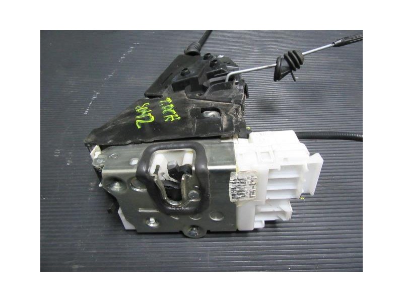 Recambio de cerradura pta. tras. dch. : m. benz a 160 : 2.0 cdi (81,58cv) [2009] para m. benz a 160 2.0 cdi referencia OEM IAM 1