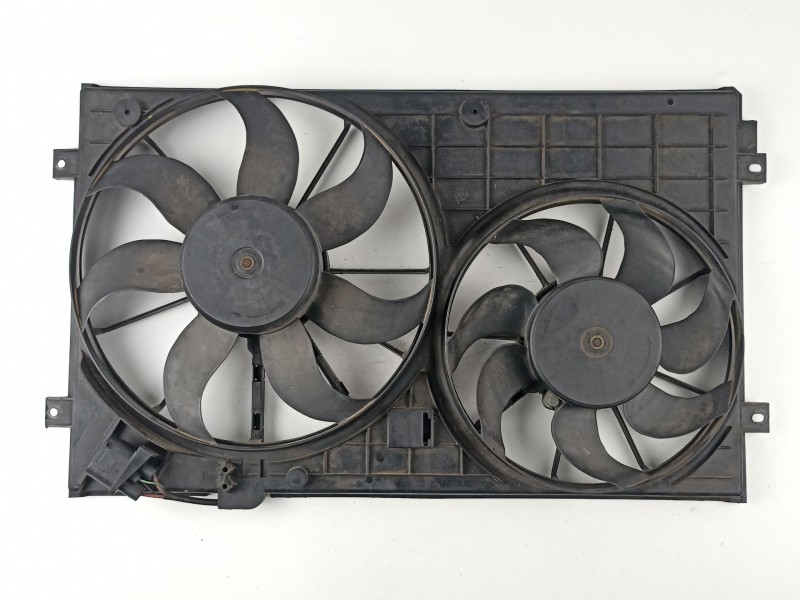 Recambio de electroventilador para volkswagen golf v 1.9 tdi bxe - 1k - 5v referencia OEM IAM 1K0121207T  