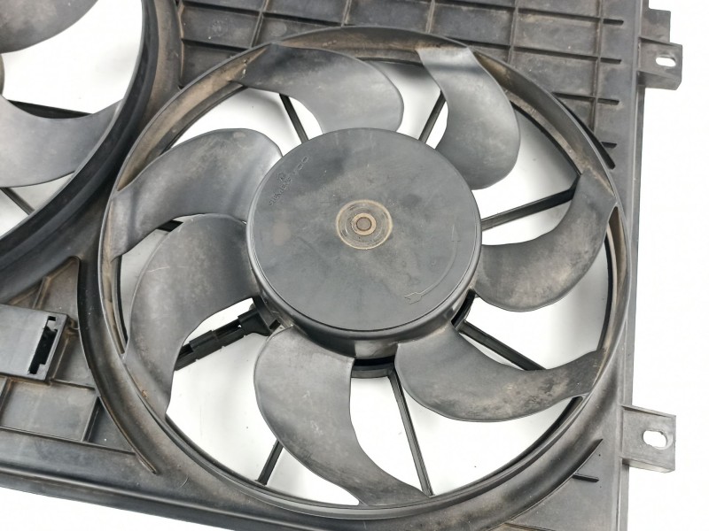 Recambio de electroventilador para volkswagen golf v 1.9 tdi bxe - 1k - 5v referencia OEM IAM 1K0121207T  