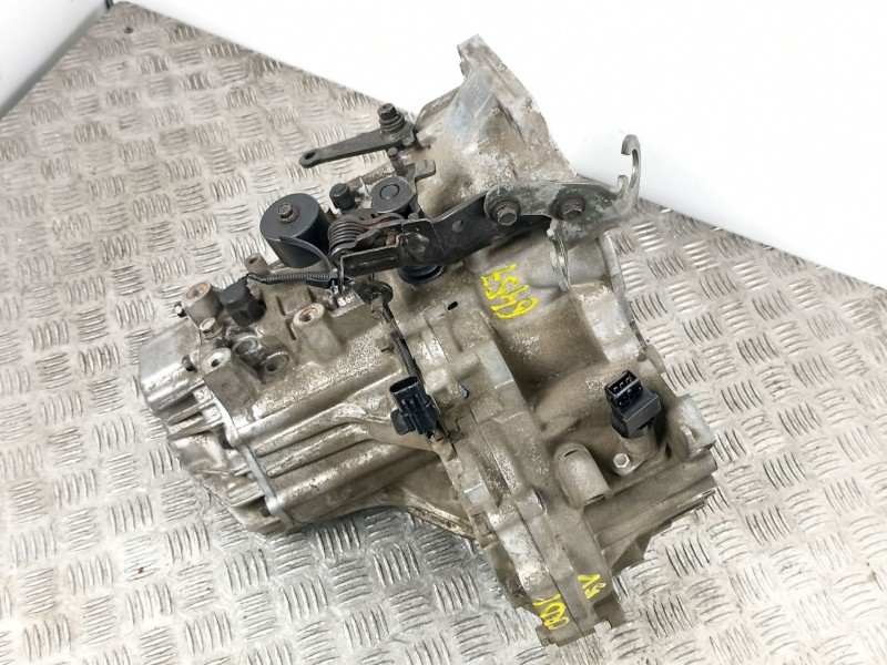 Recambio de caja cambios 5v turbo diesel para hyundai getz 1.5 d referencia OEM IAM J52271  