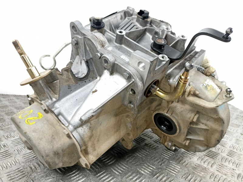 Recambio de caja cambios 5v diesel para citroen berlingo 1.9 d -wjy referencia OEM IAM 20TE24  