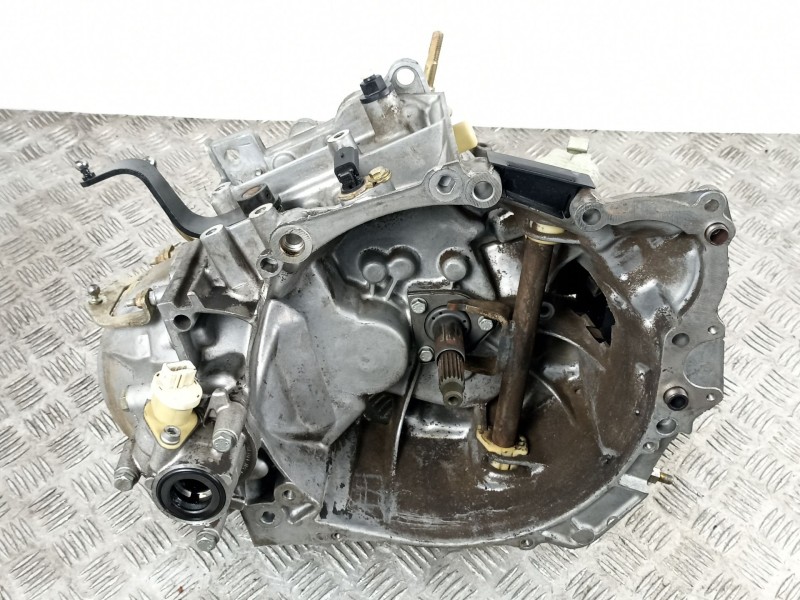 Recambio de caja cambios 5v diesel para citroen berlingo 1.9 d -wjy referencia OEM IAM 20TE24  