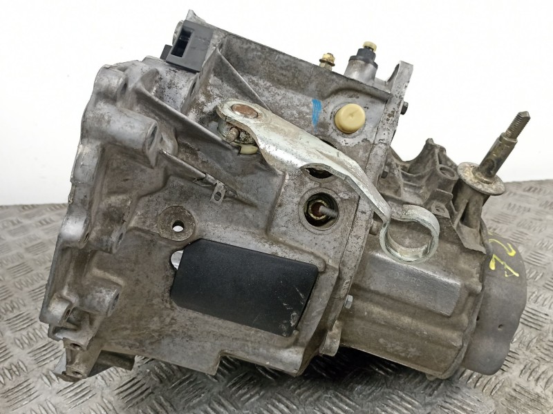Recambio de caja cambios 5v diesel para peugeot 205 1.8 d referencia OEM IAM 20TA80  