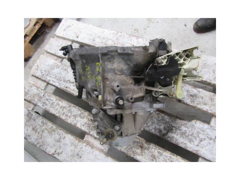 Recambio de cambio 5v (td/tdi ) : citroen c 4 : 1.6 hdi (108,77cv) [2005] para citroen c 4 1.6 hdi referencia OEM IAM 20DH69  