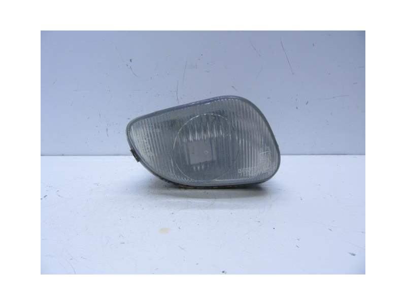 Recambio de antiniebla derecho para hyundai lantra 1.6 g referencia OEM IAM 8651329000  