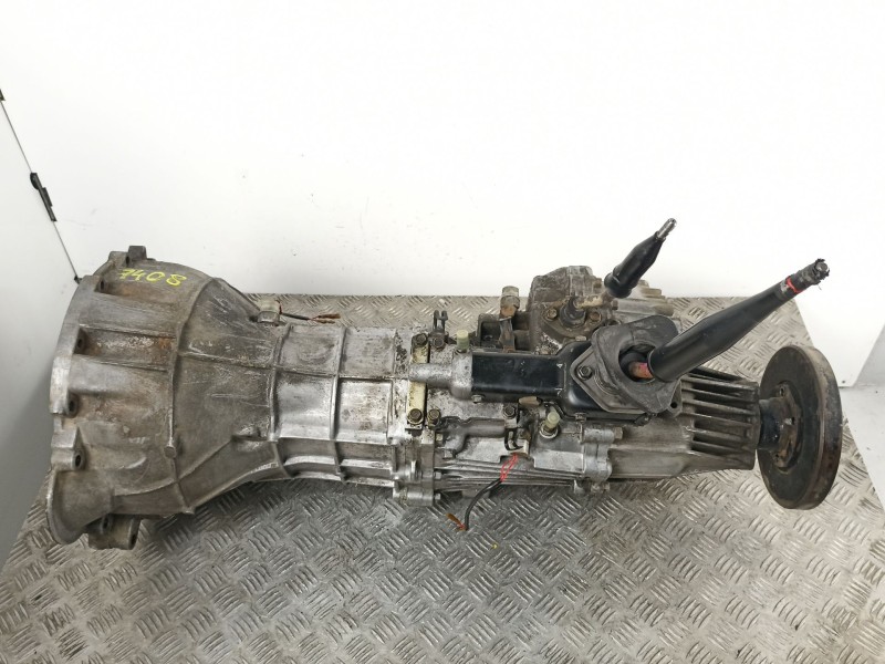 Recambio de caja cambios 5v turbo diesel para opel monterey 3.1 turbodiesel referencia OEM IAM 39233608  