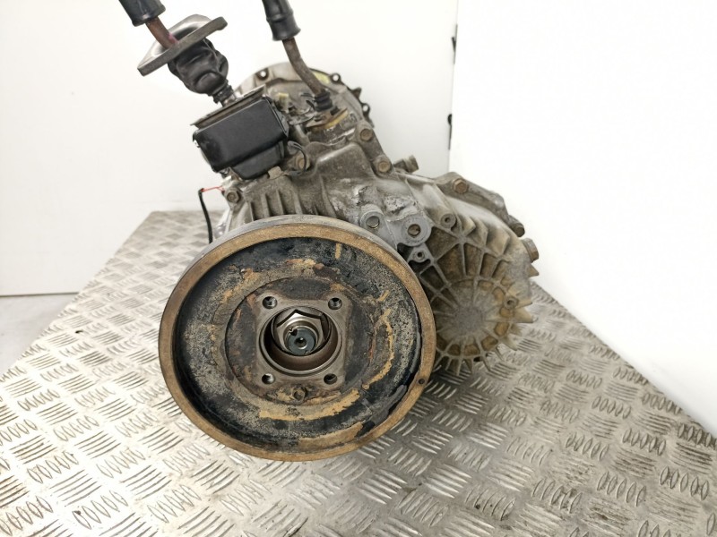 Recambio de caja cambios 5v turbo diesel para opel monterey 3.1 turbodiesel referencia OEM IAM 39233608  