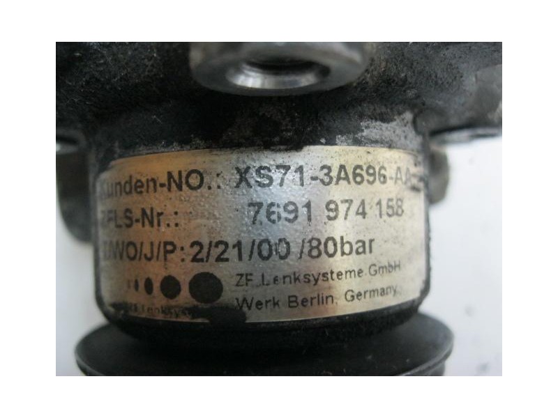 Recambio de bomba dirección : ford mondeo : 1.8 d /rfn (89,76cv) [2000] para ford mondeo 1.8 d /rfn referencia OEM IAM XS71-3A69