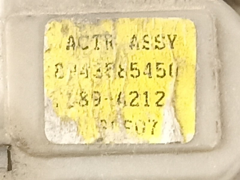 Recambio de cerradura puerta trasera derecha para opel monterey 3.1 turbodiesel referencia OEM IAM 8943585393  