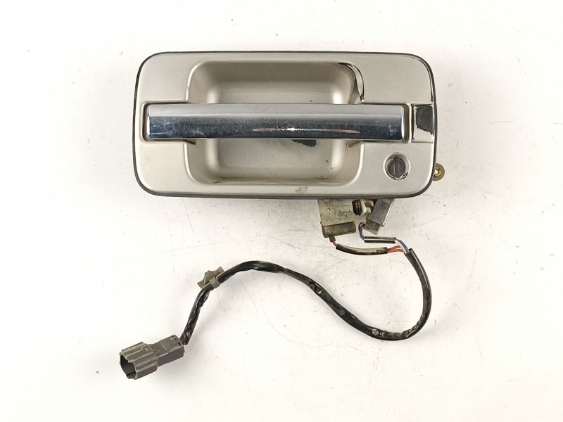 Recambio de manilla delantera izquierda para opel monterey 3.1 turbodiesel referencia OEM IAM 8978172900  