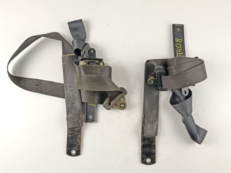 Recambio de cinturones delanteros para opel monterey 3.1 turbodiesel referencia OEM IAM 8971534660 8971534650 