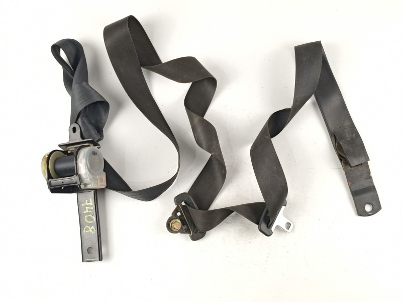 Recambio de cinturones delanteros para opel monterey 3.1 turbodiesel referencia OEM IAM 8971534660 8971534650 