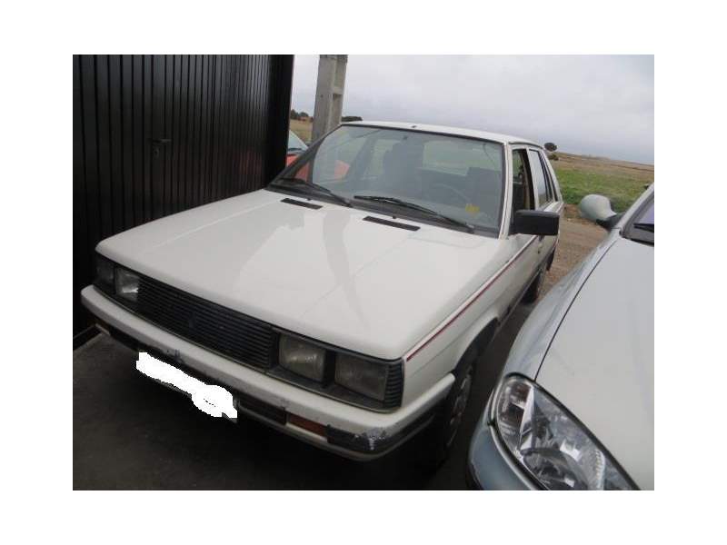 RENAULT 11