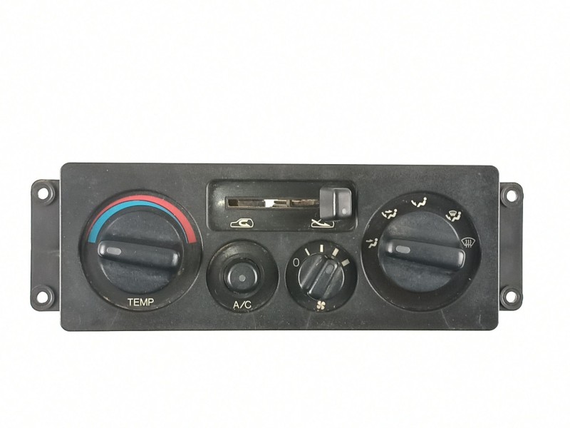 Recambio de mandos calefaccion aire para opel monterey 3.1 turbodiesel referencia OEM IAM 5261802325  